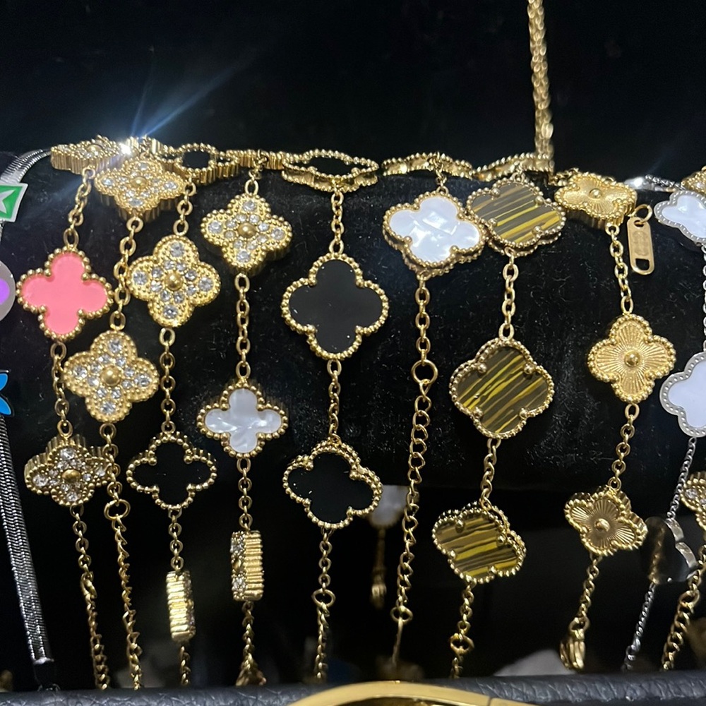 Jewelry random